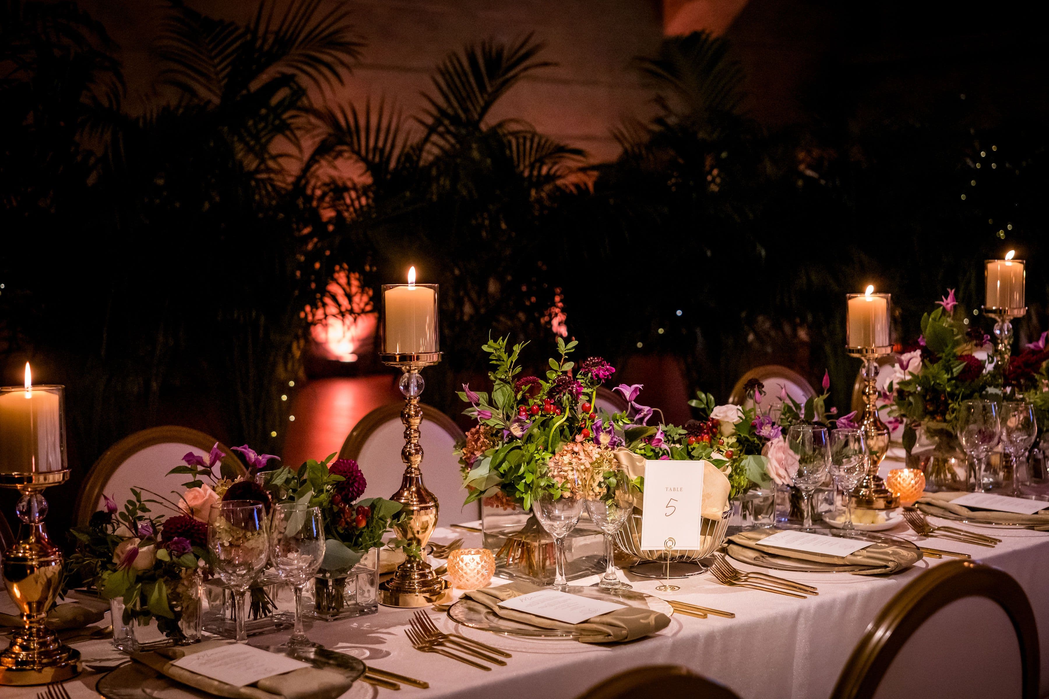 Tablescape aux chandelles